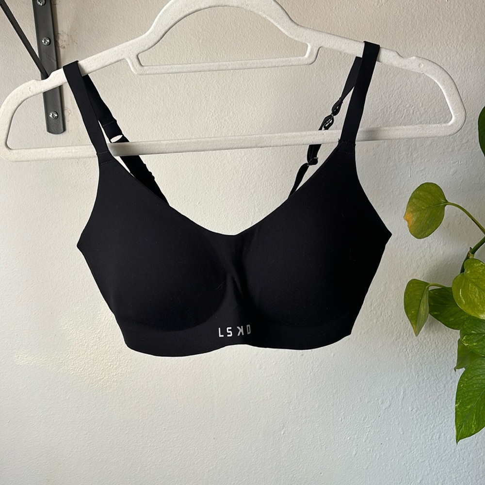 LSKD BLACK SPORTS BRA